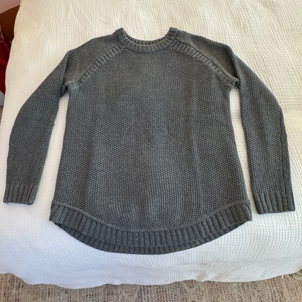 Lululemon Passage Sweater, Size 10, Heathered Medium Gray